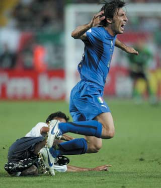 �A���h���A�E�s�����摜