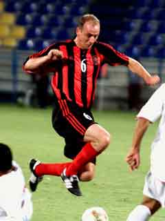 �}���I�E�o�X���[ �摜