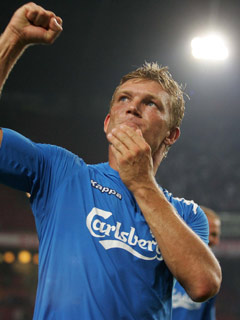 �}���N�X�E�A���x�b�N