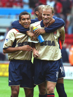 �f�j�X�E�x���J���v�A�e�B�G���E�A����