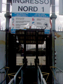 �j�󂳂ꂽ�Ŕ�