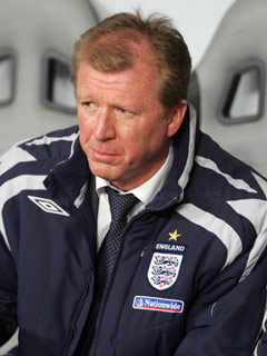 �X�e�B�[���E�}�N���[�����ē�