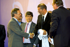 �A�����E�~�O���A�b�`�I��