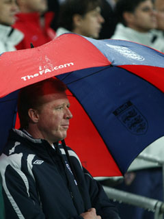 �}�N���[�����ē�