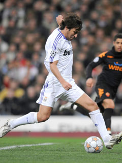 ���E�[���E�S���T�[���X