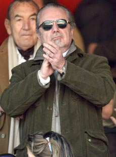 �f�E���E�����e�B�X�