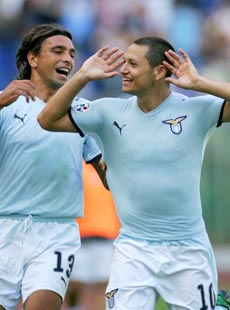 �}�E���E�T���e