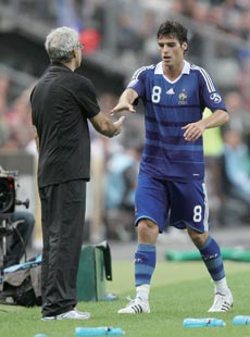 ���A���E�O���L���t