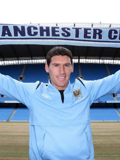 �M�����X�E�o���[