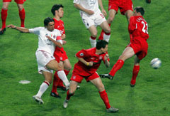 �����@�v�[�� vs �~����