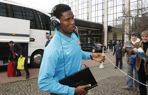 �T�~���G���E�G�g�I�J