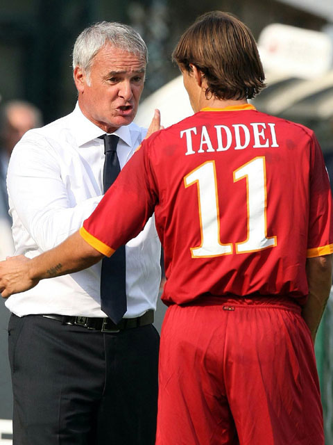 �N���E�f�B�I�E���j�G���ē�