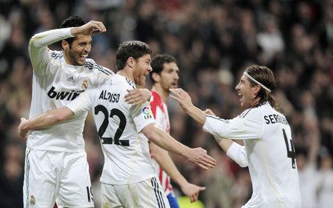 ���A���E�}�h���[