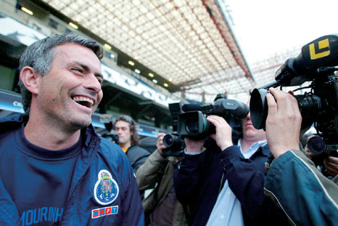 �W���[�E���E���[�j��[�|���g����A]