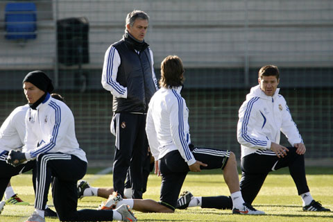 ���A���E�}�h���[