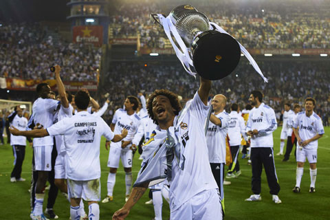 �R�p�E�f���E���C