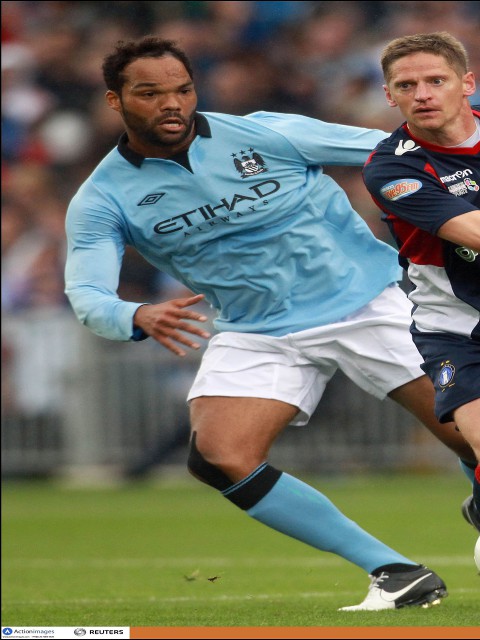 �W�����I���E���X�R�b�g(Joleon LESCOTT)