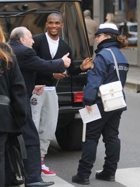 ���B�T�b�J�[�ʐM - �S�V�b�vde�J���`��