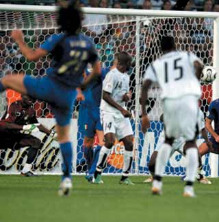 �A���h���A�E�s�����摜