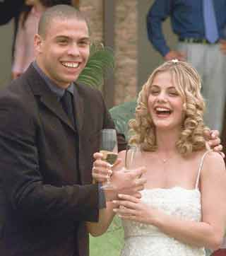 �~���[�l���v�l�ƃ��i�E�h