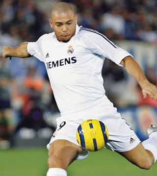 ���i�E�h/���A���E�}�h���[