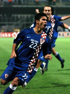 �N���A�`�A��\