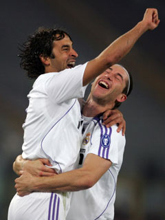 ���E�[���E�S���T�[���X