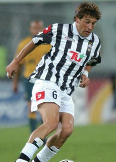 �t�@�r�A���E�I�j�[��