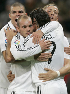 ���A���E�}�h���[