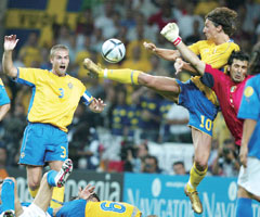 CuqBb`(EURO2004)