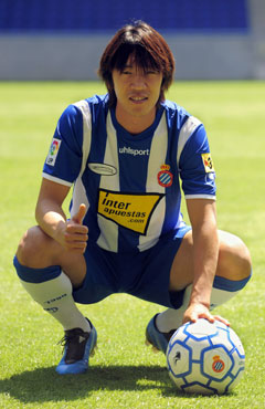 �����r��