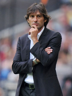 ���I�i���h