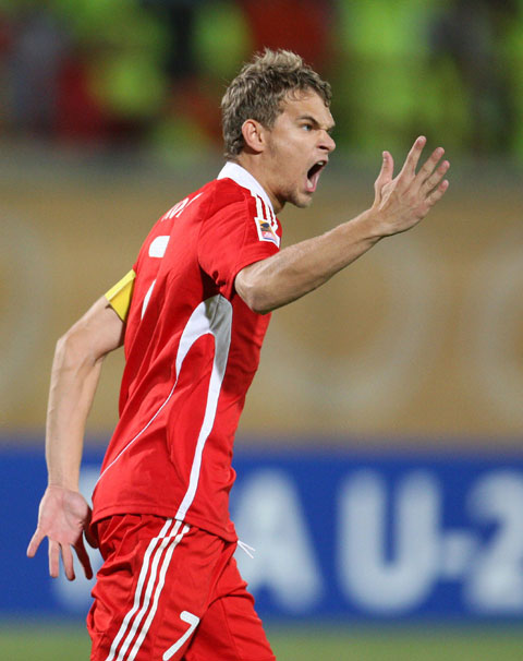 �����f�B�~�[���E�R�}��