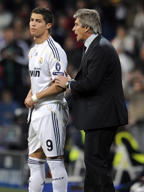 �}�k�G���E�y�W�F�O���[�j�ē�