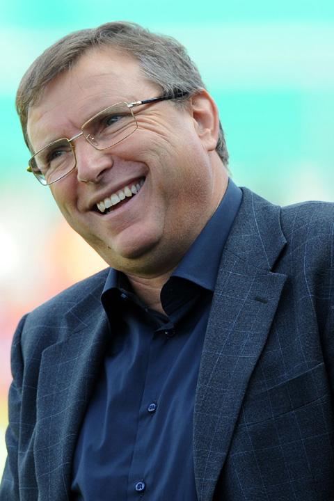 ���E���i�R