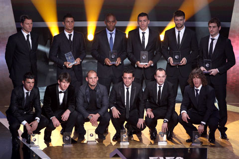 FIFA�o�����h�[�����܎�