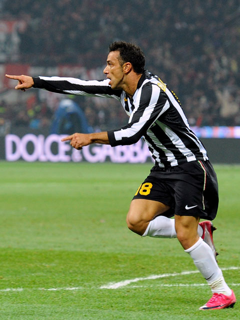 �A���g�j�I�E�f�B�E�i�^�[��