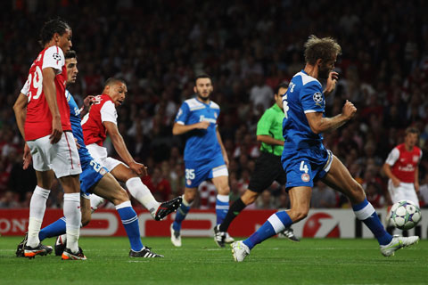 �A���b�N�X�E�I�b�N�X���C�h�E�`�F���o����