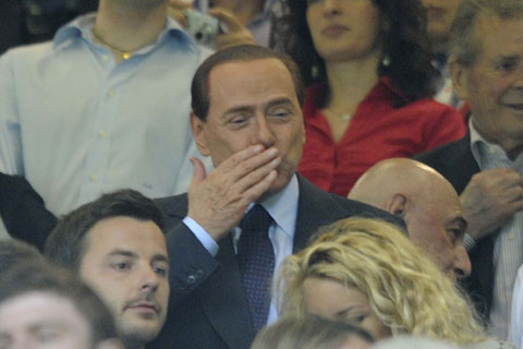 �V�����B�I�E�x�����X�R�[�j