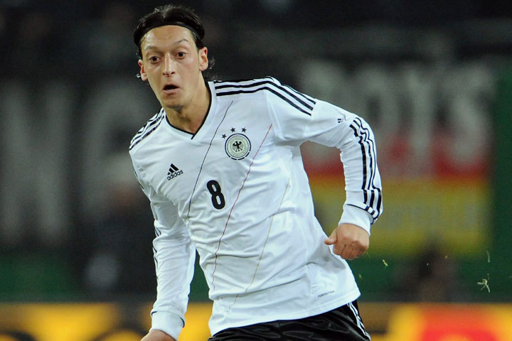 Mesut OZIL