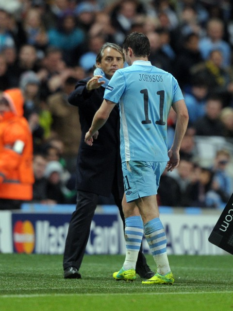 xgE}`[j ē(Roberto MANCINI)&A_EW\(Adam JOHNSON)[ET_[h]