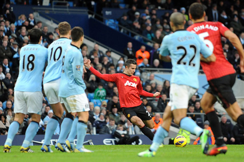 ��N12���̃}���`�F�X�^�[�E�_�[�r�[