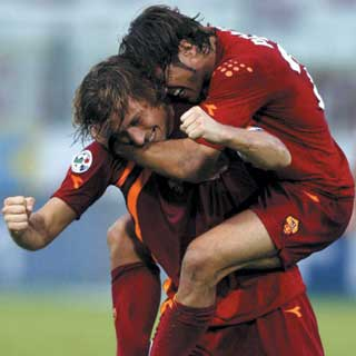 �t�����`�F�X�R�E�g�b�e�B